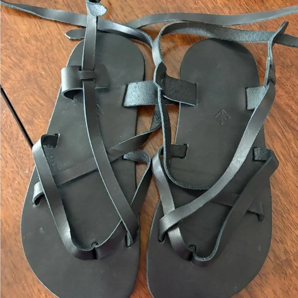 Laboo leather Black Strappy barefoot Sandals - Picture 2 of 6